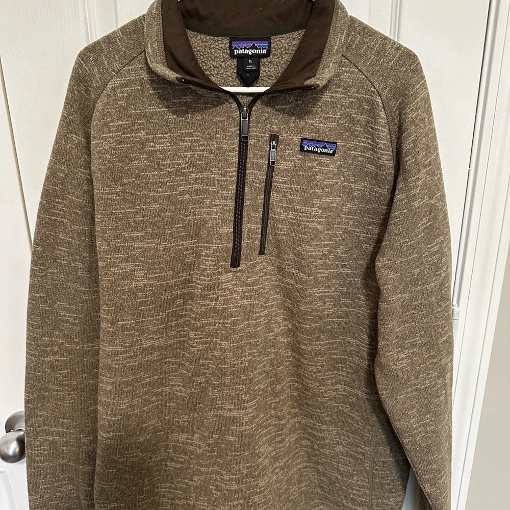 Patagonia Tan Fleece Jacket - Picture 2 of 4